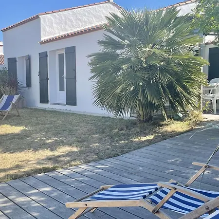 度假居 Maison Au Calme, 3 Chambres, Proche Commerces Et Plages, Jardin Sans Vis-a-vis, Terrasse Equipee - Fr-1-224b-138 *