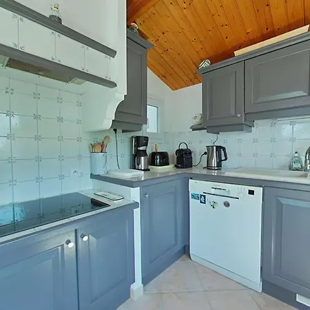 Maison Au Calme, 3 Chambres, Proche Commerces Et Plages, Jardin Sans Vis-a-vis, Terrasse Equipee - Fr-1-224b-138 度假居 *