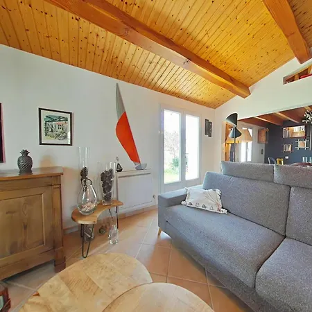 度假居 Maison Au Calme, 3 Chambres, Proche Commerces Et Plages, Jardin Sans Vis-a-vis, Terrasse Equipee - Fr-1-224b-138 *